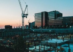 Органи місцевого самоврядування у галузі містобудування (ОМС, ОТГ) 2025: Містобудування, архітектура, забудова земель, Діяльність органу з питань містобудування та архітектури, проектування та спеціальні режими забудови земель, містобудівний контроль ОАБК, ОМС та ОТГ, права на будівництво та прийняття в експлуатацію органами ОМС/ОТГ.